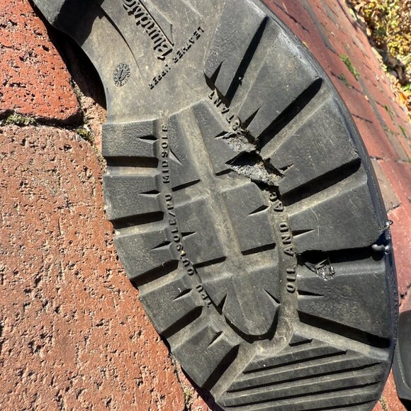 Blundstones - Brown Leather Chelsea Men's - Picture 2 of 8